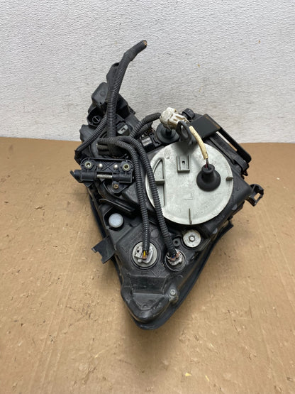 2004 to 2009 Lexus RX330 RX350 Xenon Left Driver Side Headlight AD8234 DW7