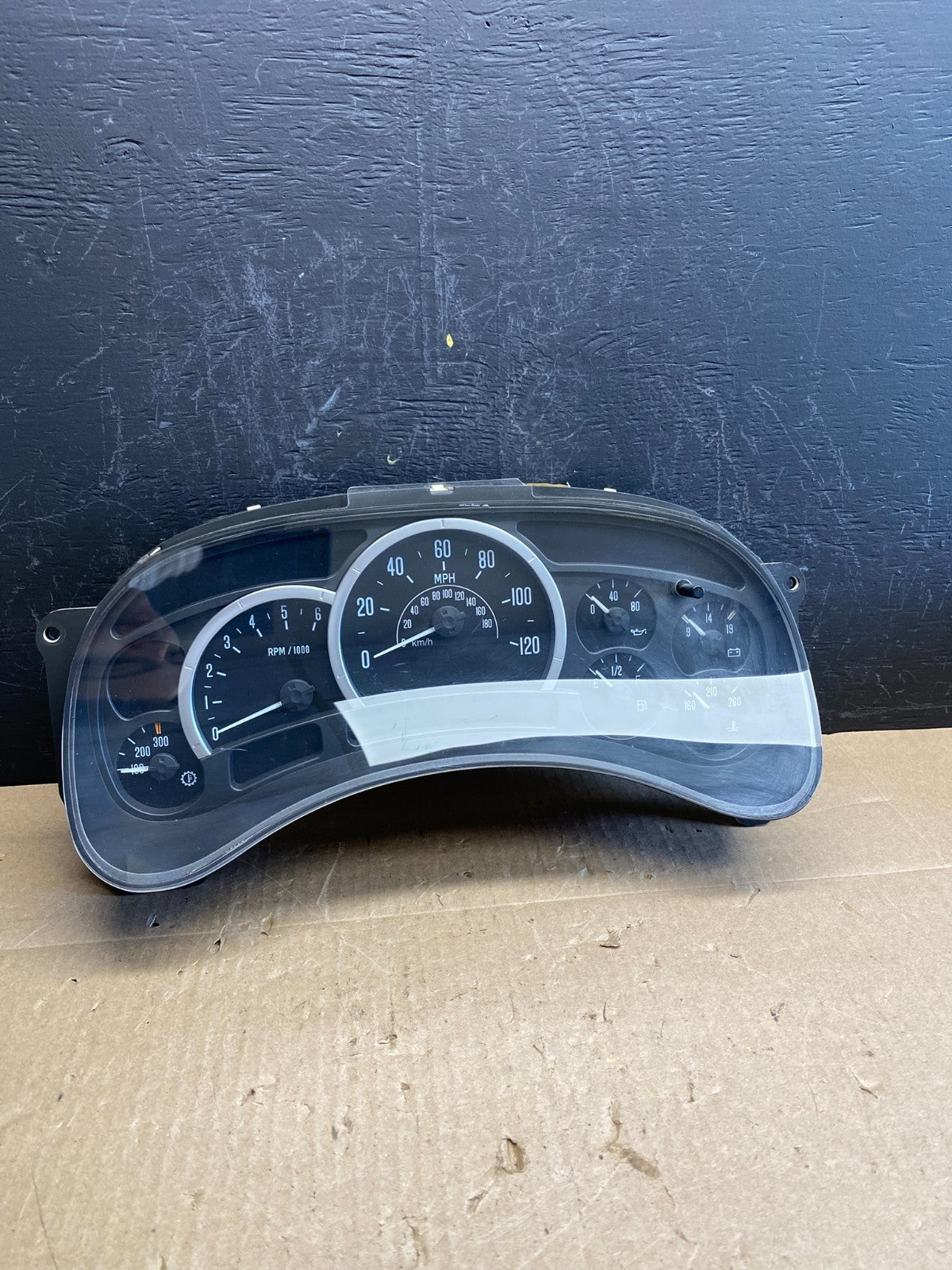 2003 to 2006 Cadillac Escalade Instrument Speedometer Cluster Gauge AC6390 DG0