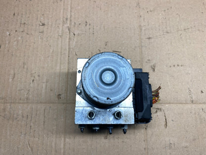 2006 to 2010 BMW 325i ABS Anti-Lock Brake Pump 3451 6775440-01 V2323 DG4