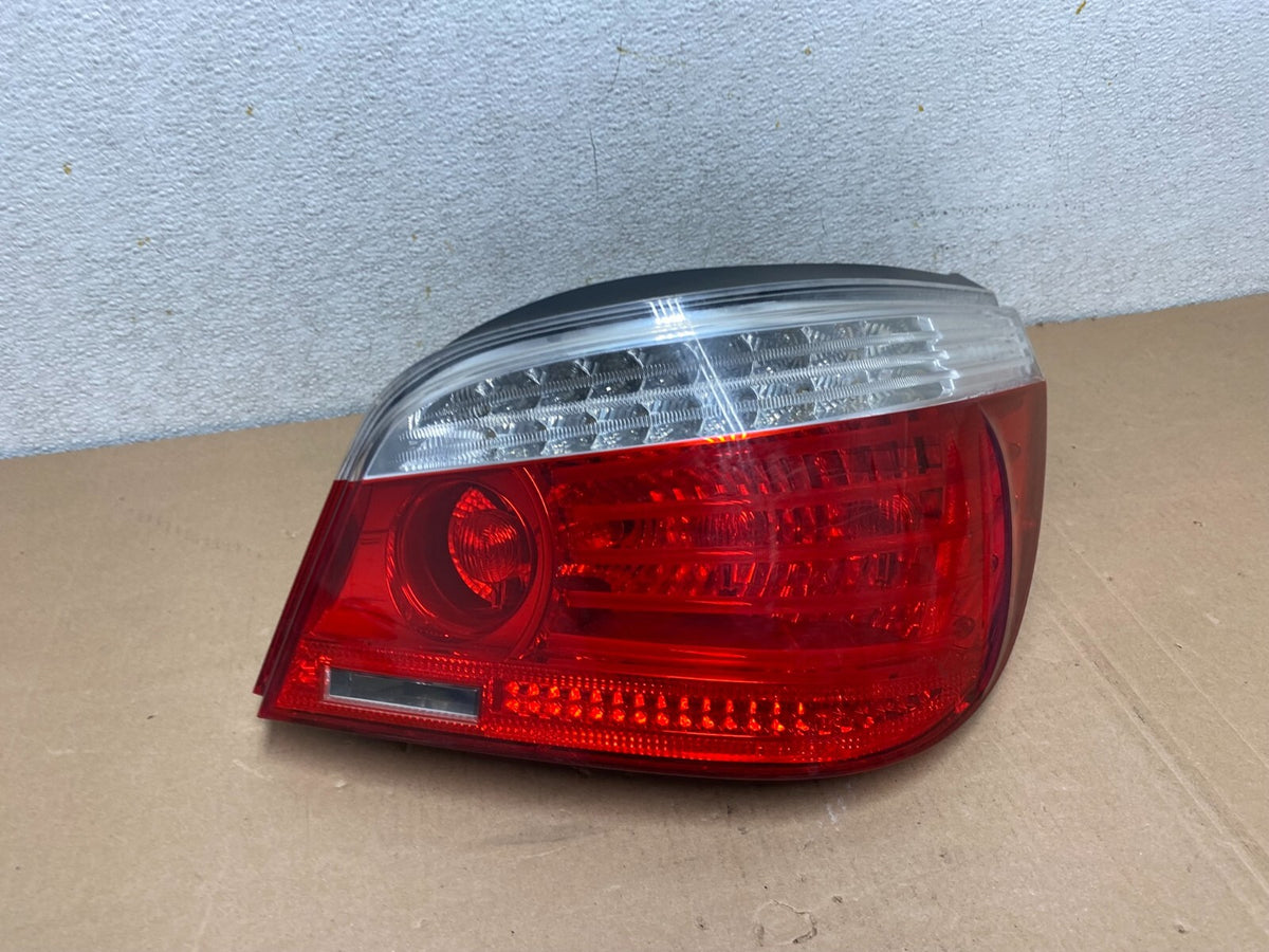 2008 2009 2010 BMW 5 525i 530i Right Passenger Rh Tail Side Light M0283 DW0