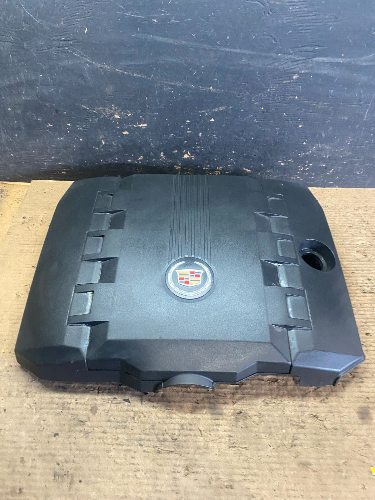 2008 to 2013 Cadillac CTS 3.6L Plastic Engine Cover Shield OEM S5928 GD0