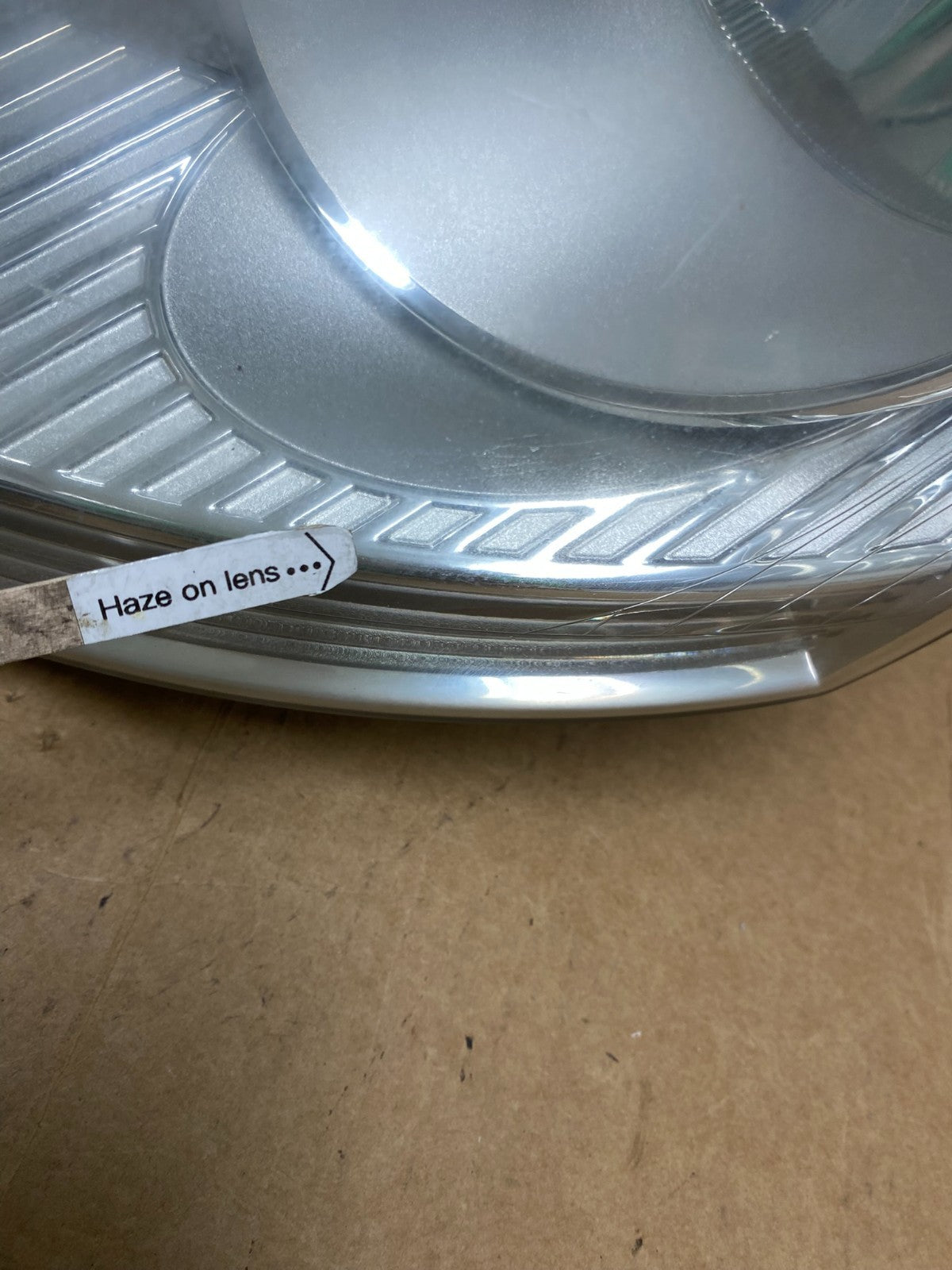 2005 to 2010 Volkswagen Jetta Left Driver LH Side Headlight Halogen AE3265 DW4