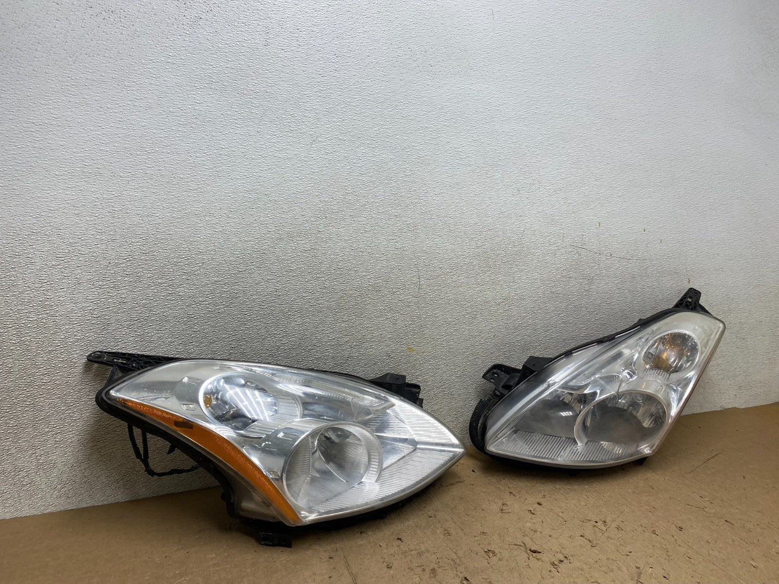 Sedan 2010 2011 2012 Nissan Altima Headlights Halogen Left+Right Side X2631 DW2