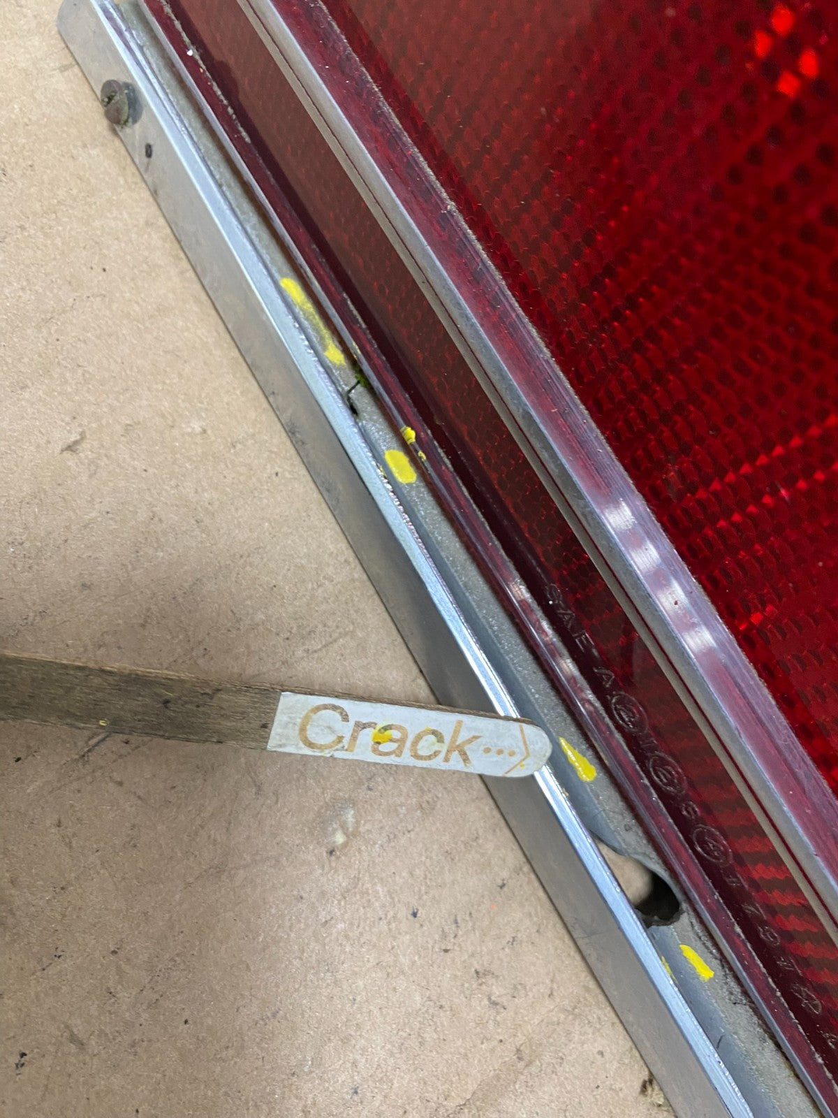 1979 to 1981 Chrysler New Yorker Right Passenger Side Tail Light W0821 PS4