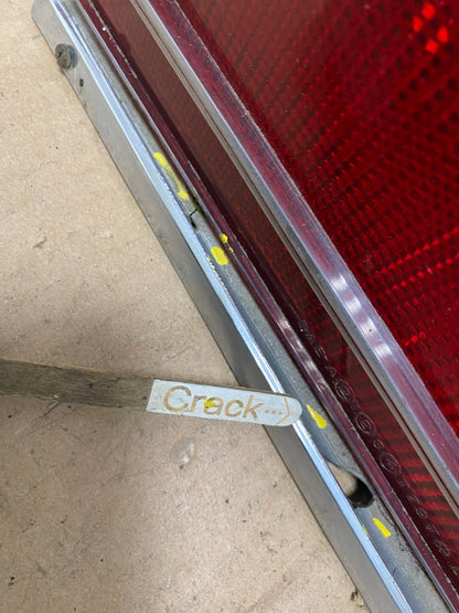 1979 to 1981 Chrysler New Yorker Right Passenger Side Tail Light W0821 PS4