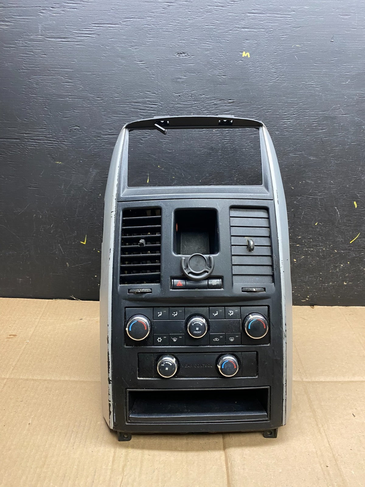 2008-2010 Dodge Grand Caravan  A/C Climate Control Unit Bezel Trim Oem AA4546 DG0