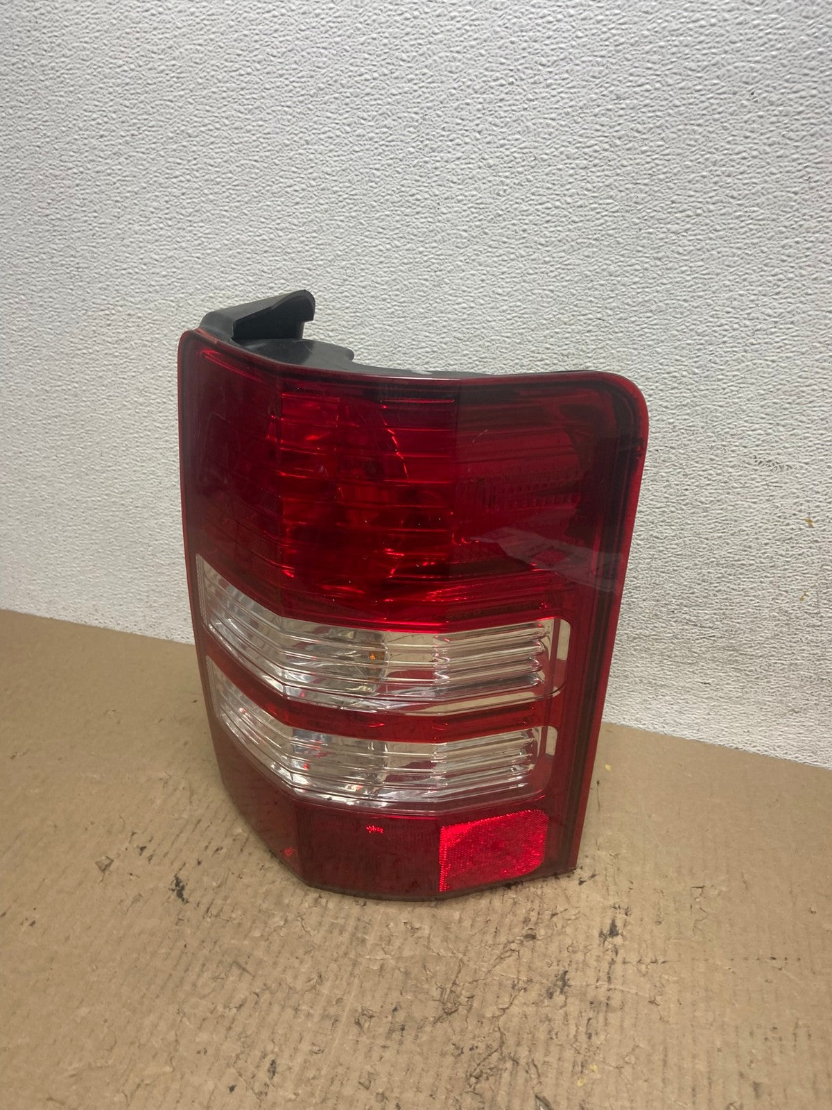 2008 to 2012 Jeep Liberty Right Passenger RH Side Tail Light AF7044 LK0