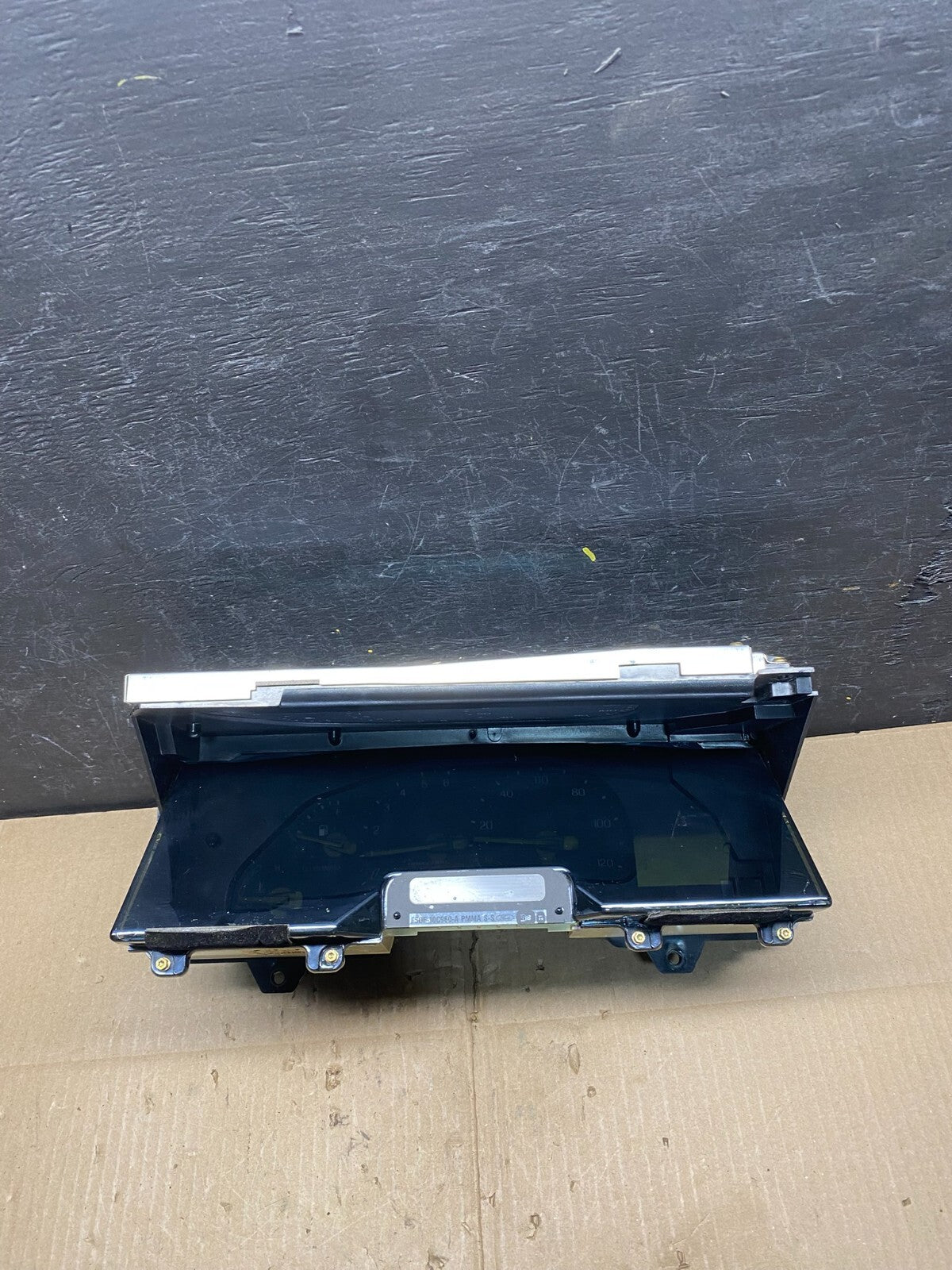 2000 Lincoln Continental 4.6L Speedometer Gauge Cluster L5415 DG0