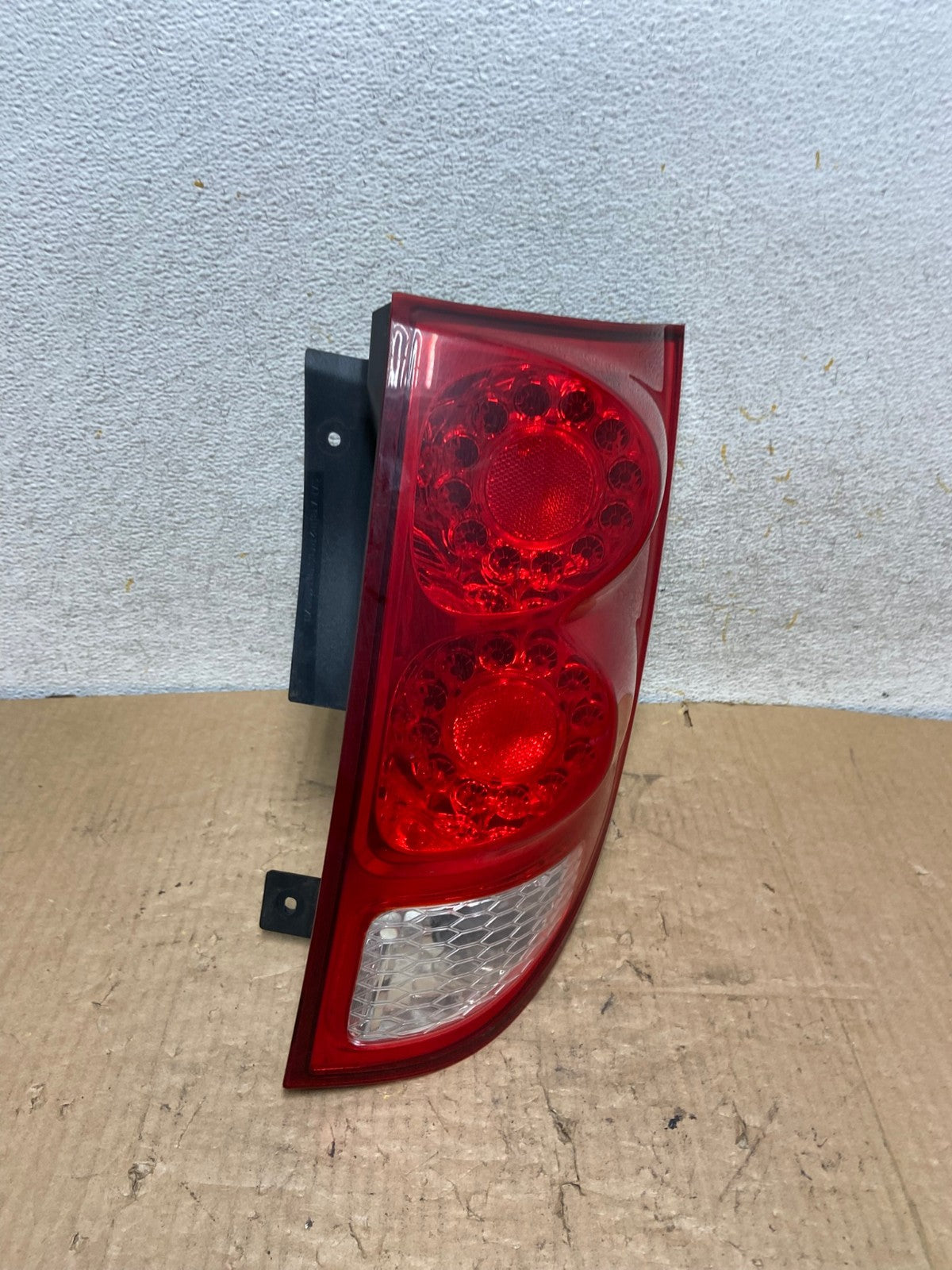 2011 - 2018 Dodge Grand Caravan Right Passenger RH Tail Light Led TYC AI8031 LK2