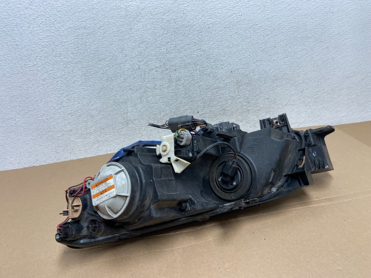Xenon 2007 to 2009 Mazda CX-7 Right Passenger RH Side Headlight AF4318 DW5