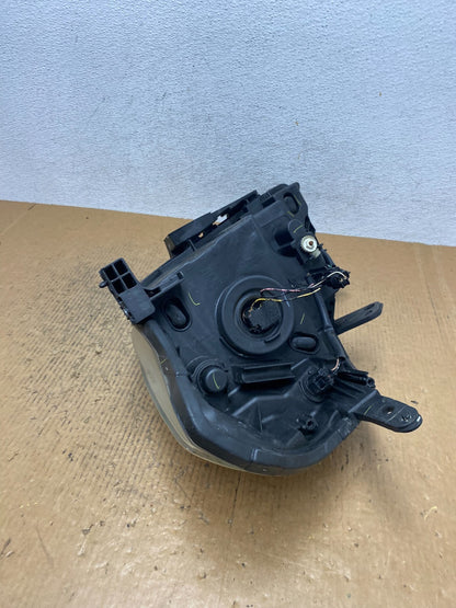 2008 to 2012 Nissan Versa Headlight Right Passenger Rh Side AE2878 DW6