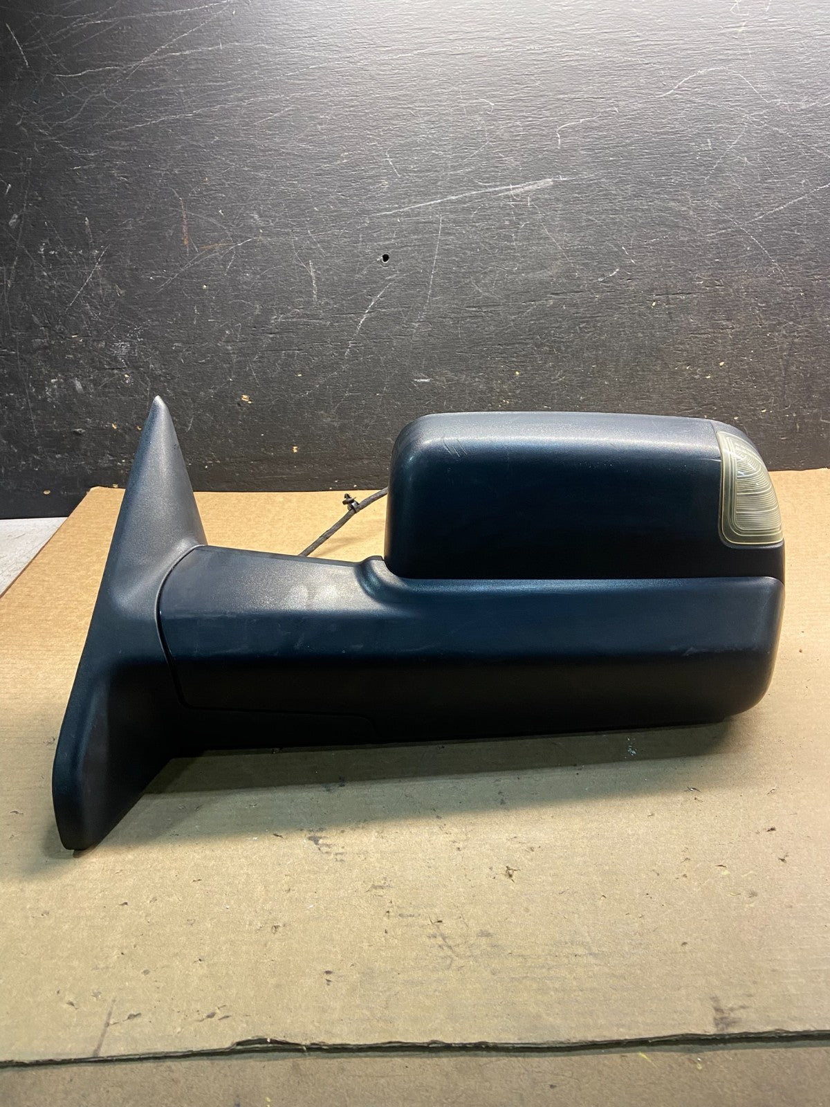 2013-2018 Dodge Ram 1500 Left Driver LH Turn Door Mirror OEM AA0632 DG0