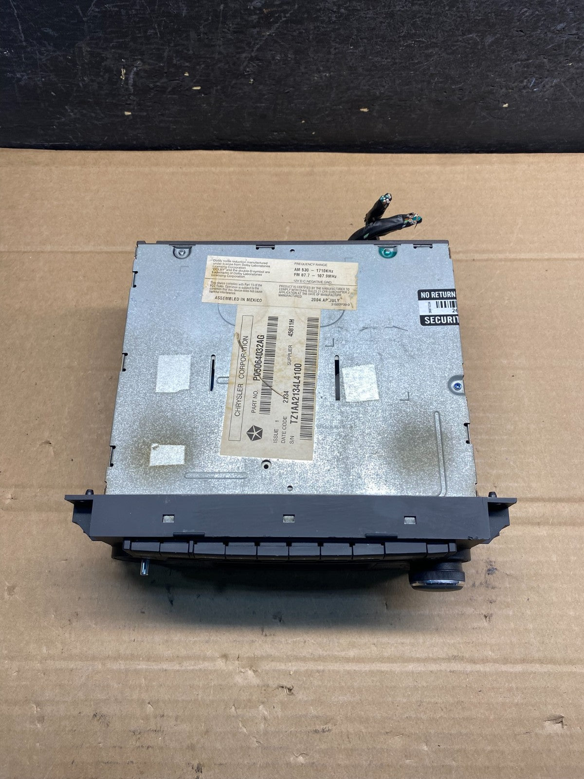 2005 2008 Jeep Dodge Chrysler AM/FM CD Player Satellite Radio AE8165 DG2