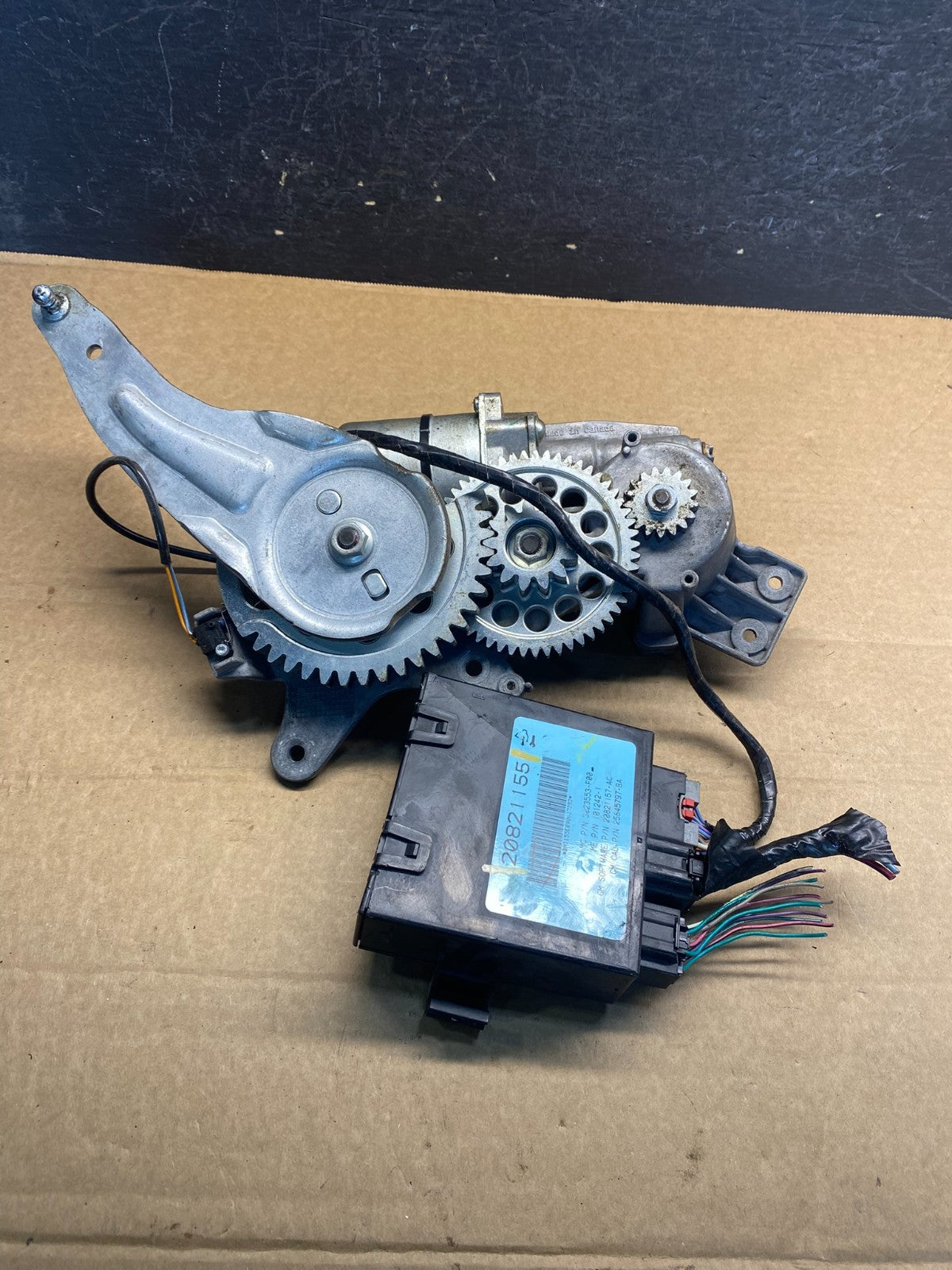 2009 2014 Buick Chevrolet GMC Liftgate Door Module Motor af7612 DG3