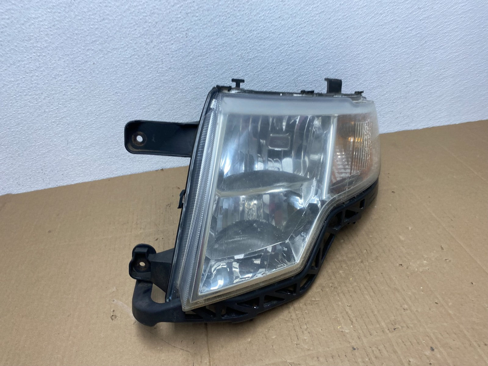 2007 2008 2009 2010 Ford Edge Headlight Left Driver Halogen AD2422 DW2