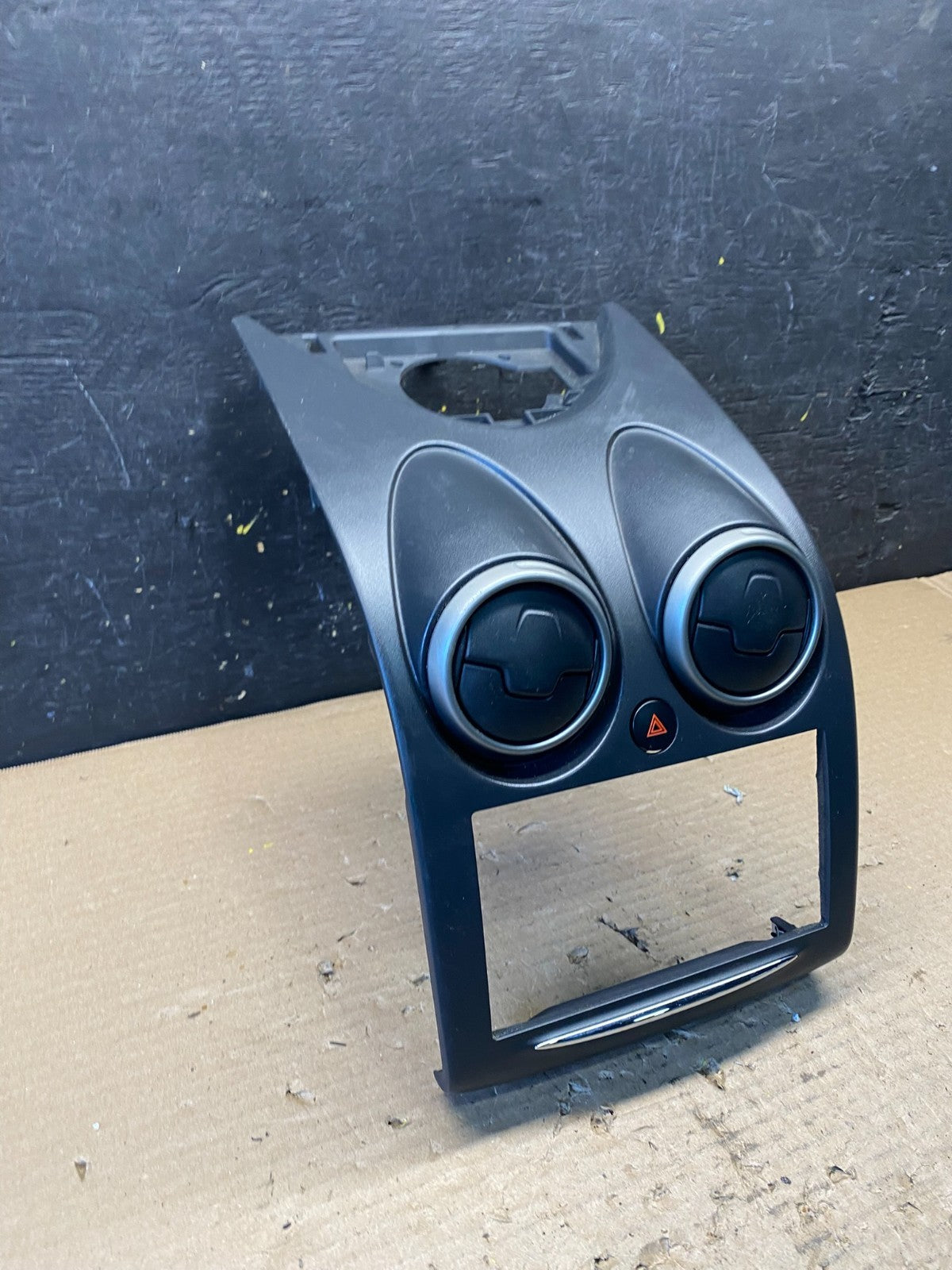 2011 2012 2013 Nissan Rogue Dash Upper Center Radio Bezel Trim S3007 DG2