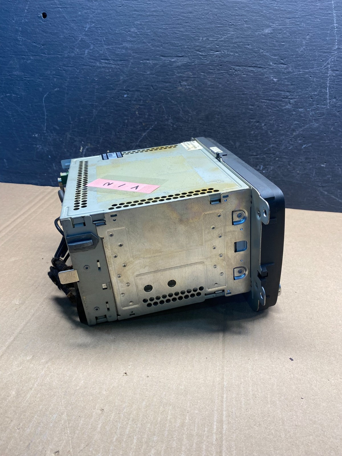 2009 to 2017 Volkswagen Tiguan Radio CD Player Screen Display ae7509 DG2