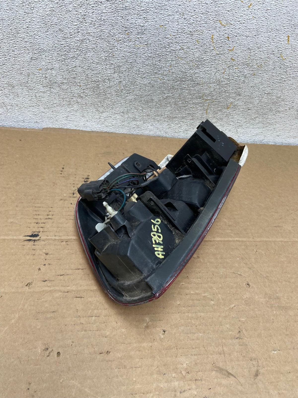 2000 to 2004 Isuzu Rodeo Left Side Tail Light AH7856 LK7