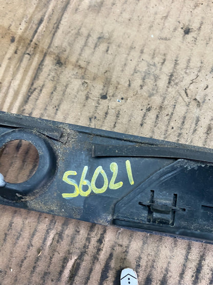 2016 2019 Ford Explorer Interceptor Rear Tailgate Molding With Camera S6021 DG7