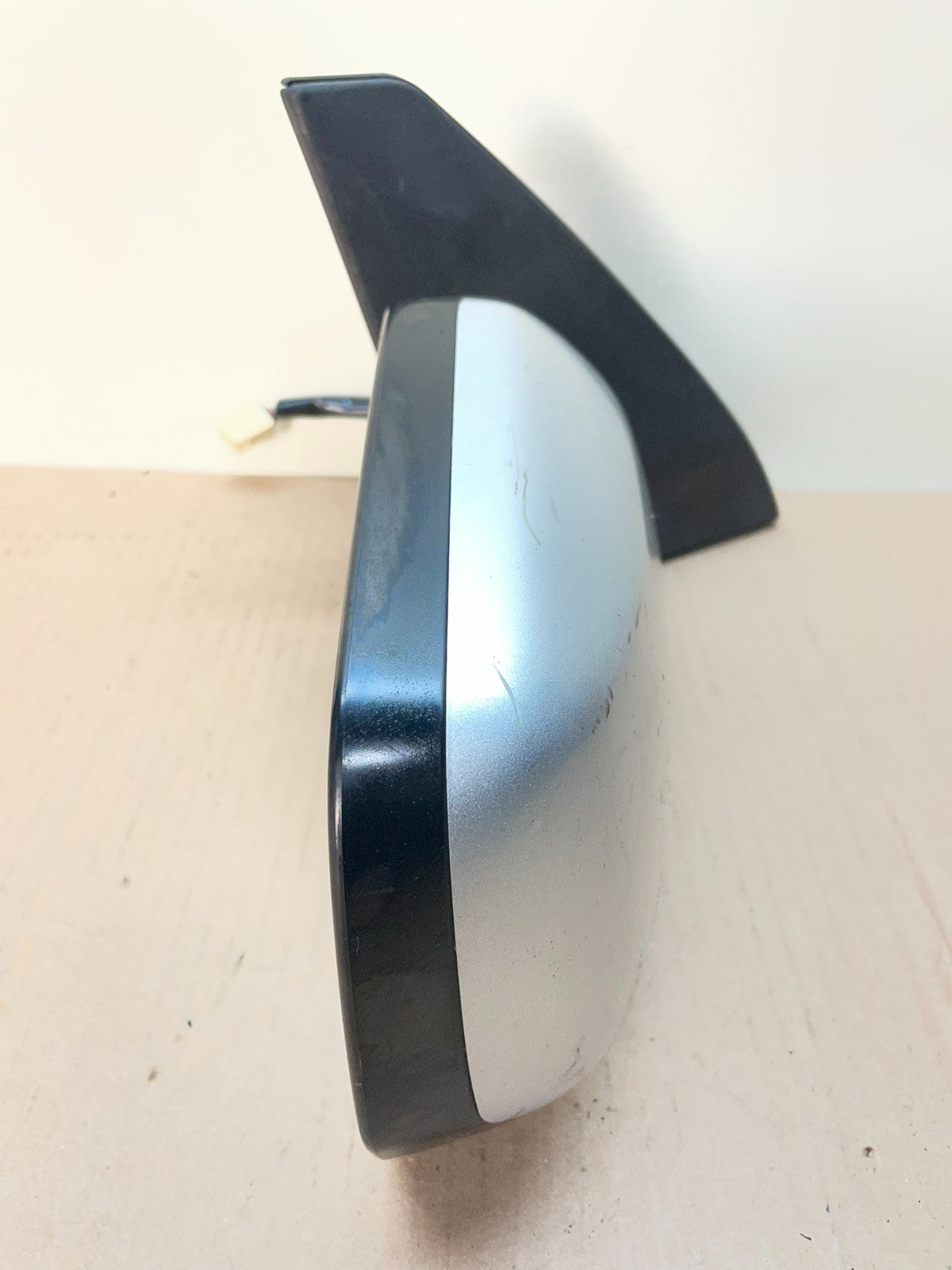 2004 to 2005 Toyota RAV4 Right Passenger RH Side View Door Mirror AJ0719 DG8