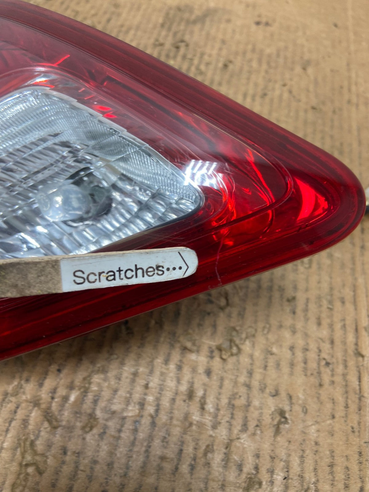 2010 - 2011 Toyota Camry Left Driver LH Side Inner Tail Light AE2744 LK3