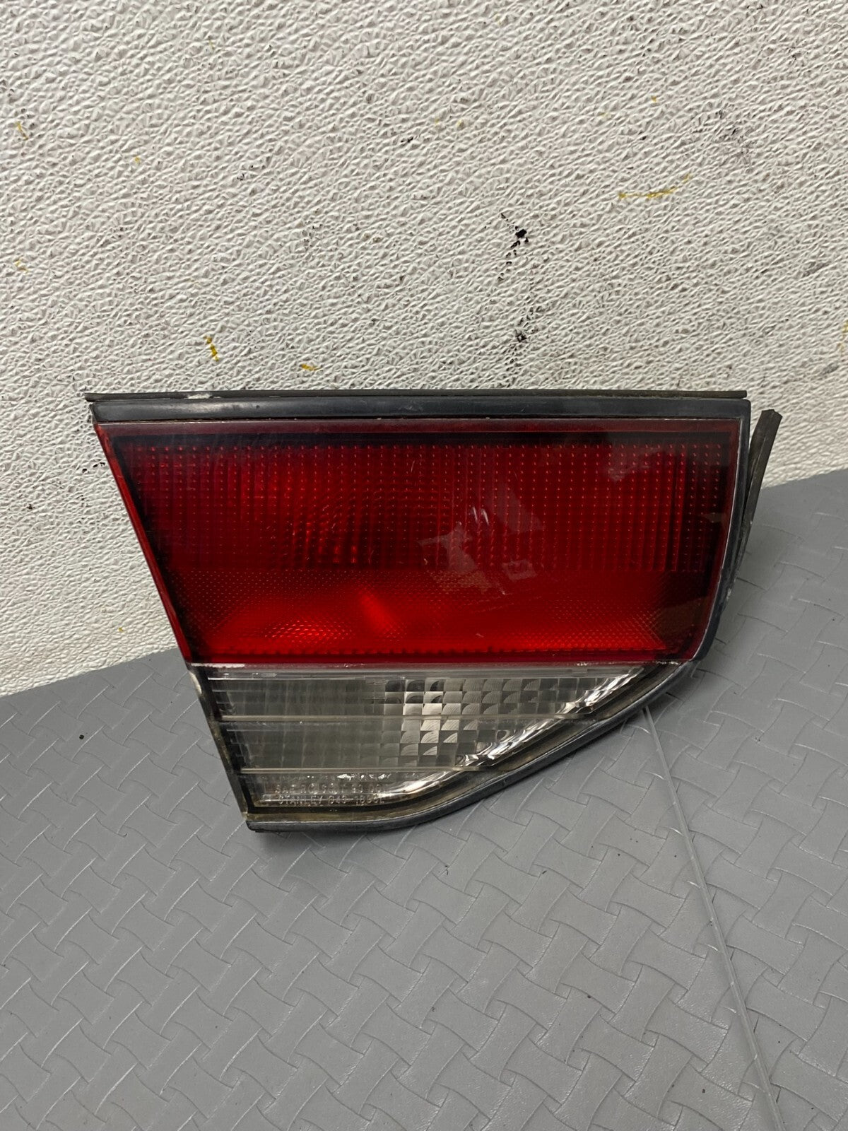 1997 to 1998 Mitsubishi Galant Left Driver LH Inner Tail Light Oem A1960 DG10