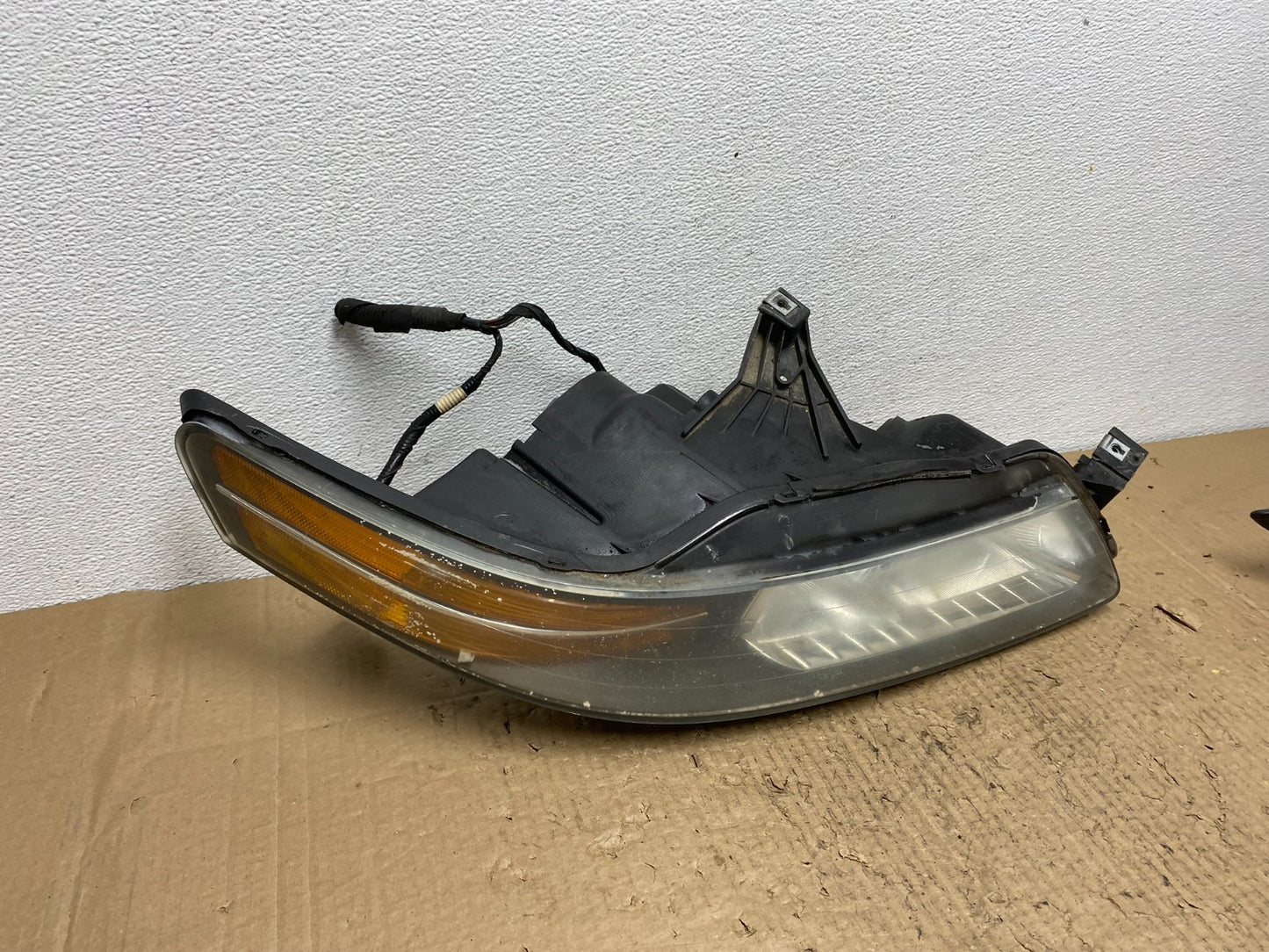 2004 2005 2006 Acura TL Headlight Right Passenger Side Xenon HID Oem AC5524 DW2