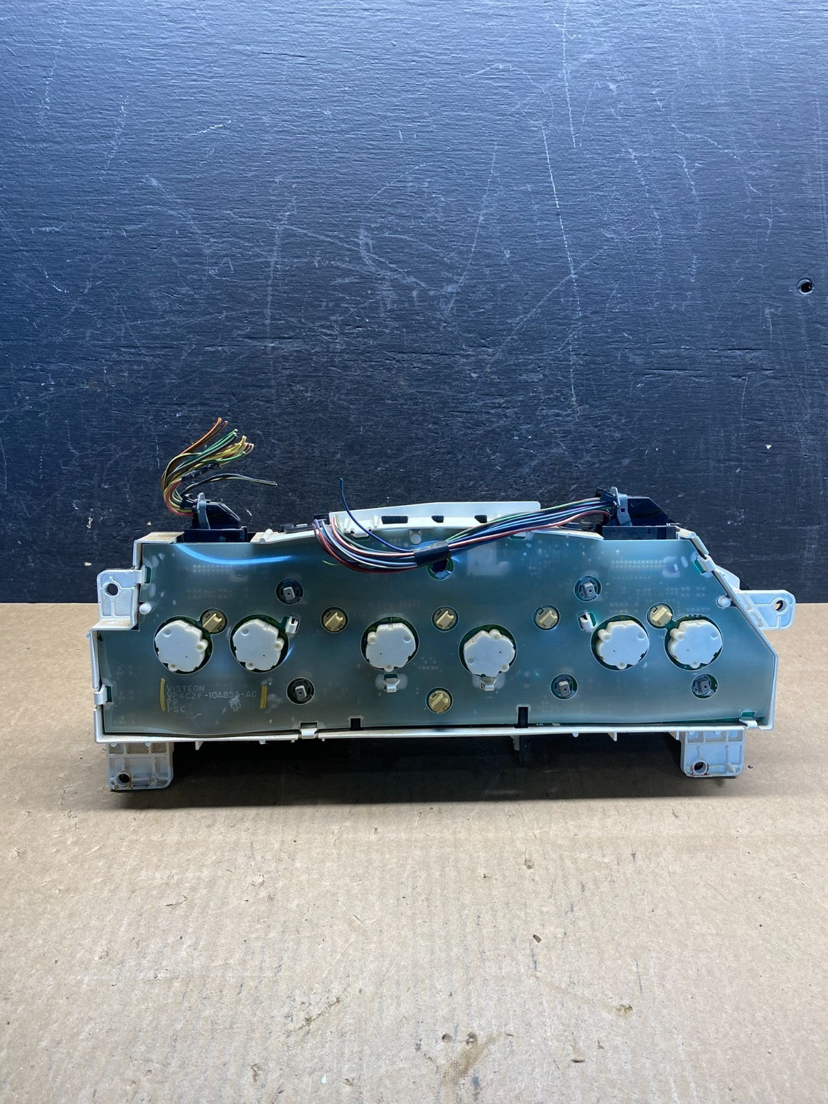 2006 Ford E350 Gauge Speedometer Cluster AG7422 DG3