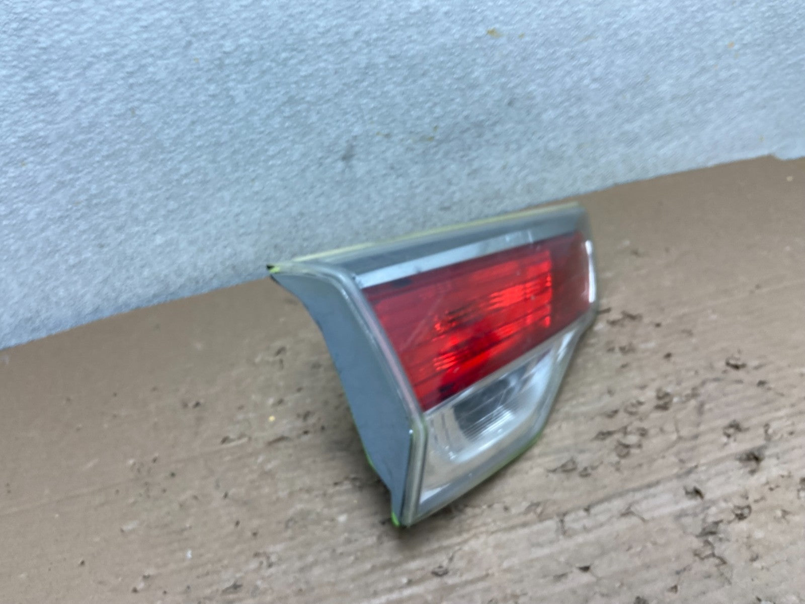 2014-2016 Toyota Highlander Left Driver LH Side Inner Tail Light OEM AB1672 DG2