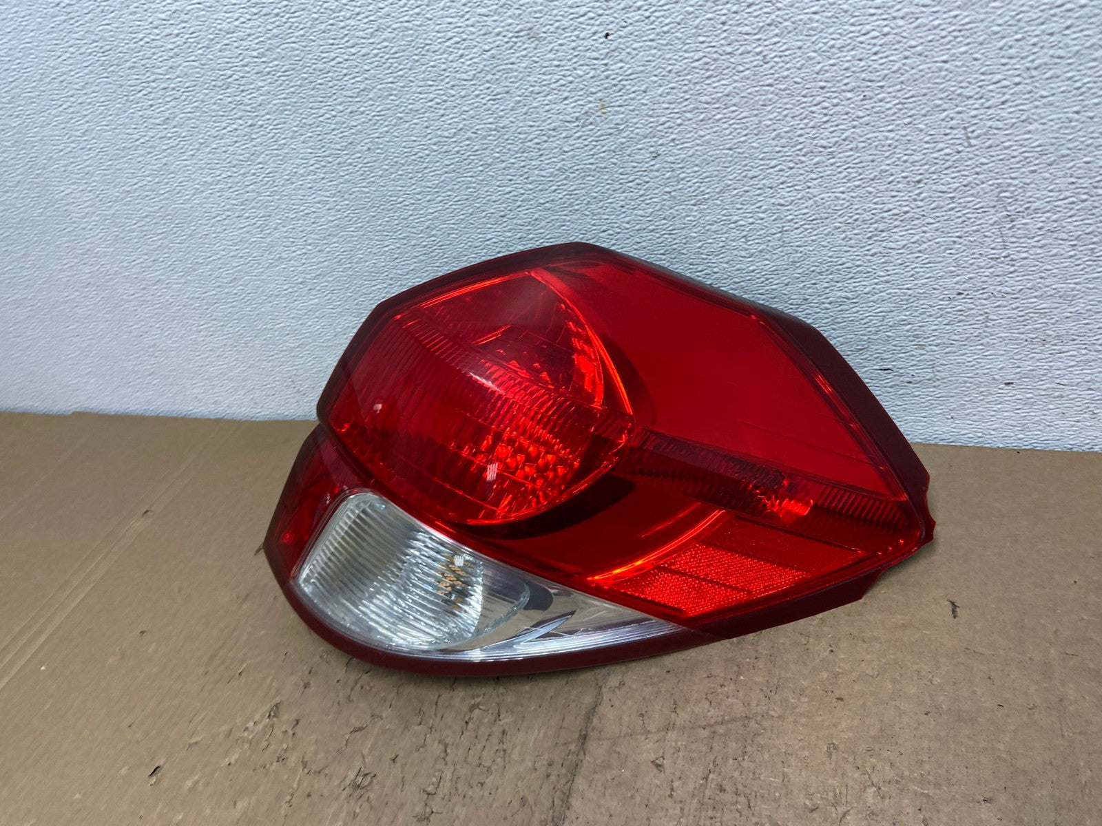 2008-2009 Subaru Outback Wagon Right Passenger RH Side Tail Light AC7307 LK1