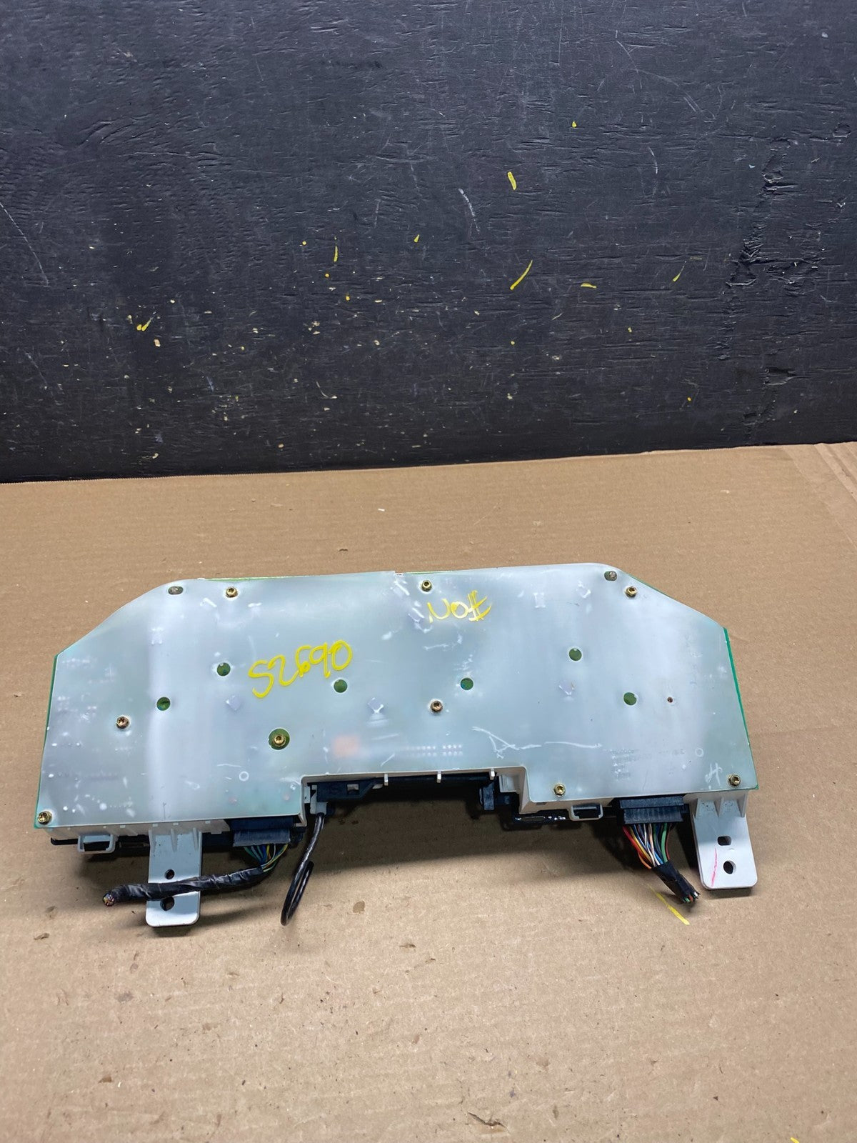 2004 2005 Ford Explorer Speedometer Cluster Gauge Oem S2690 DG4