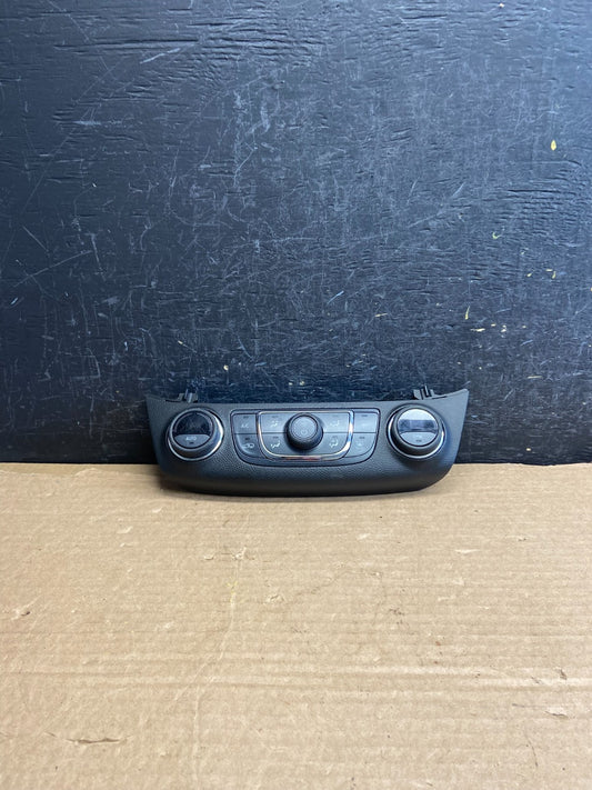 2014 to 2017 Chevrolet Impala Center Climate Control A/C Heater AF2503 DG0