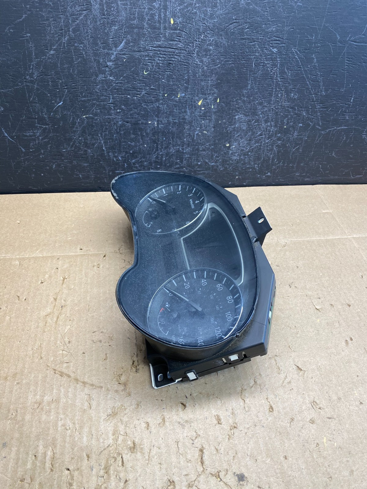 2015 Nissan Pathfinder Speedometer Cluster Gauge AC9047 DW2