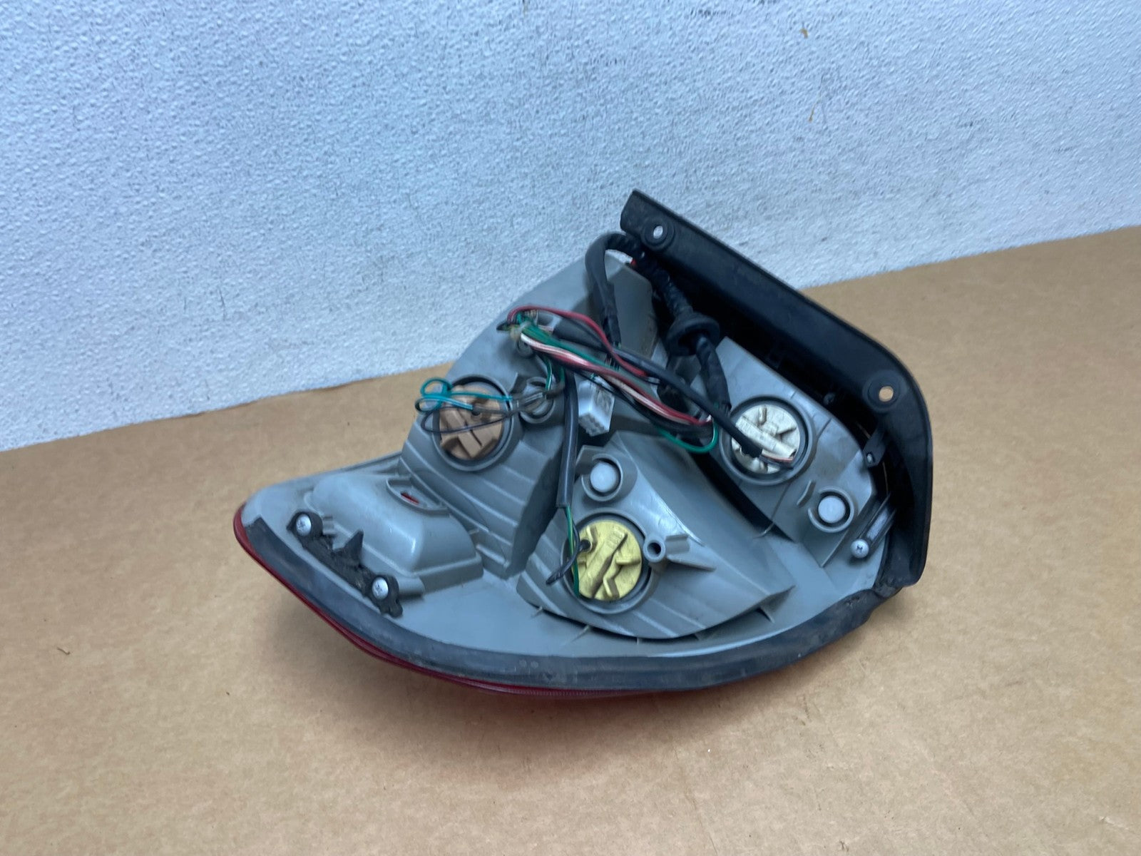 2001 - 2004 Hyundai Santa Fe Left Driver LH Side Tail Light TYC AD4449 LK5