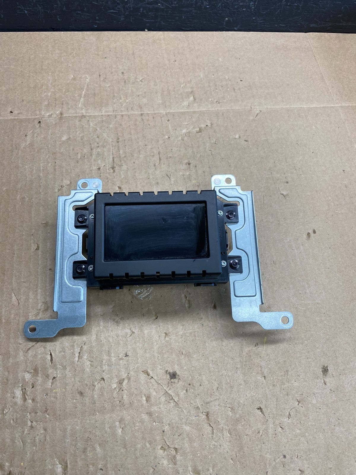 2013 to 2016 Ford Taurus 4.2" Radio Navigation Screen Module AC6316 DG0