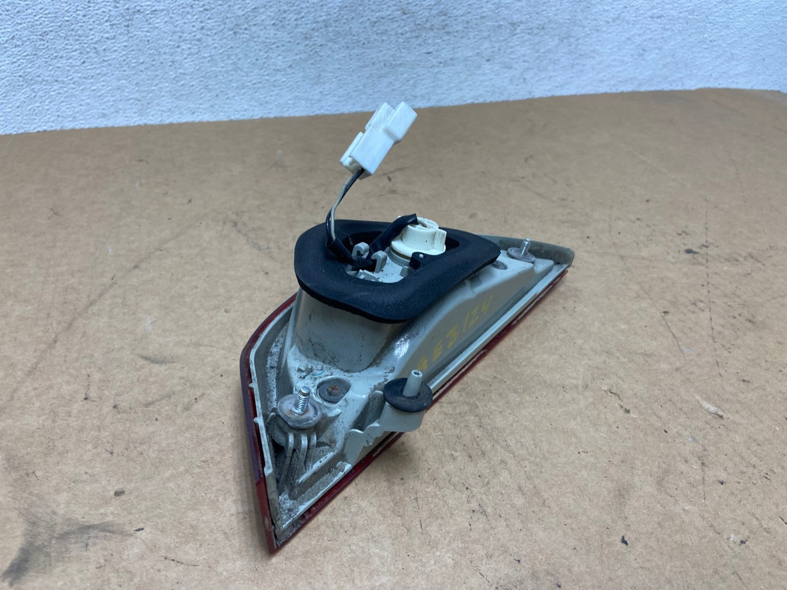 2011 to 2014 Hyundai Sonata Right Passenger Rh Inner Tail Light AE3124 LK4