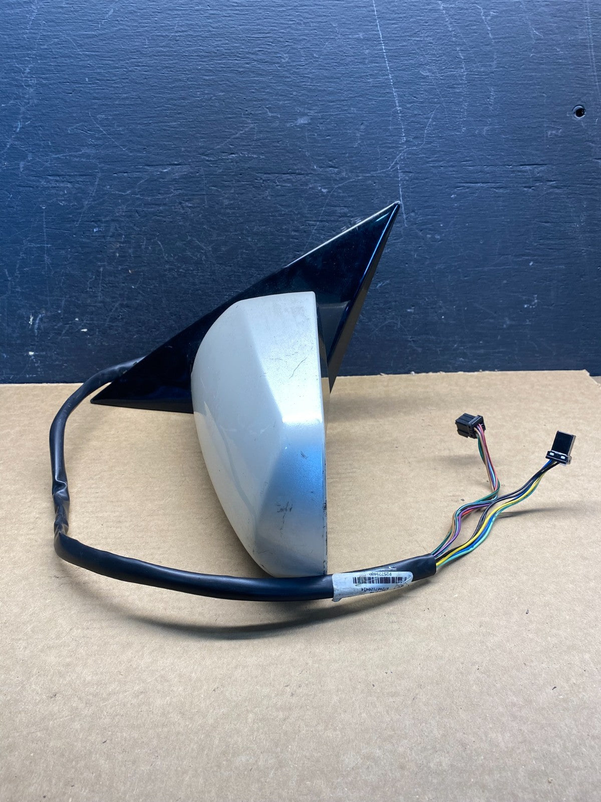 2005 to 2011 Cadillac STS Left Driver LH View Door Mirror AD9861 DW10