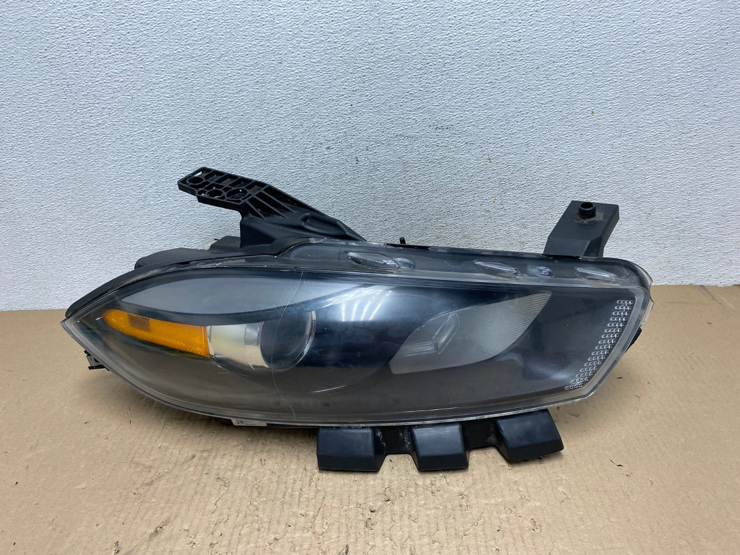 2013 to 2016 Dodge Dart Right Passenger Halogen Black Headlight AE8900 LK0