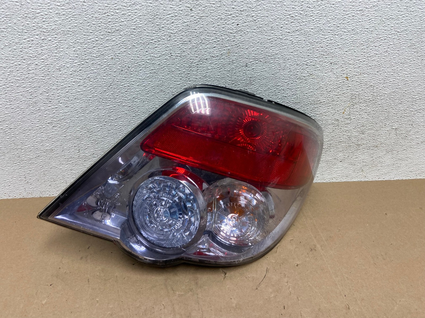 2006 to 2007 Subaru Impreza Wagon Right Passenger Tail Light AE6717 LK0