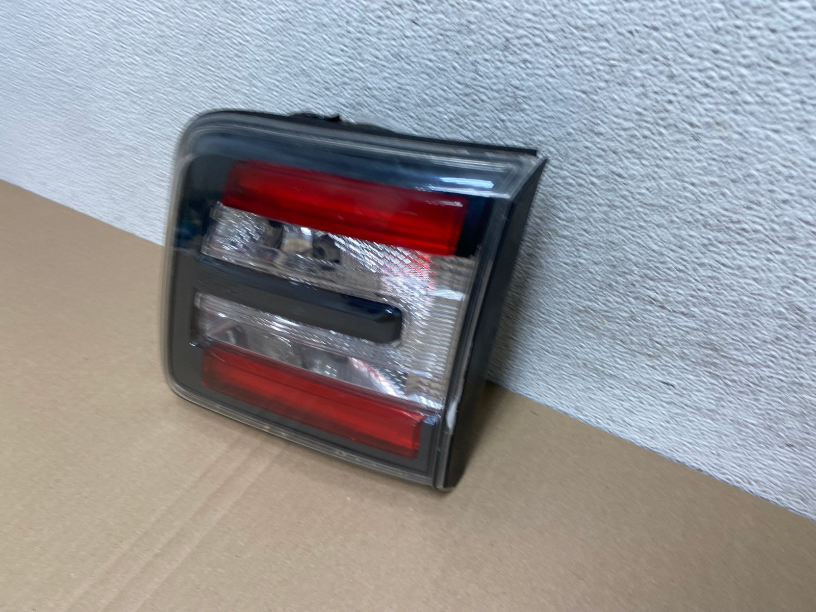 2013 to 2016 GMC Acadia Right Passenger RH Side Inner Tail Light AF5757 LK1