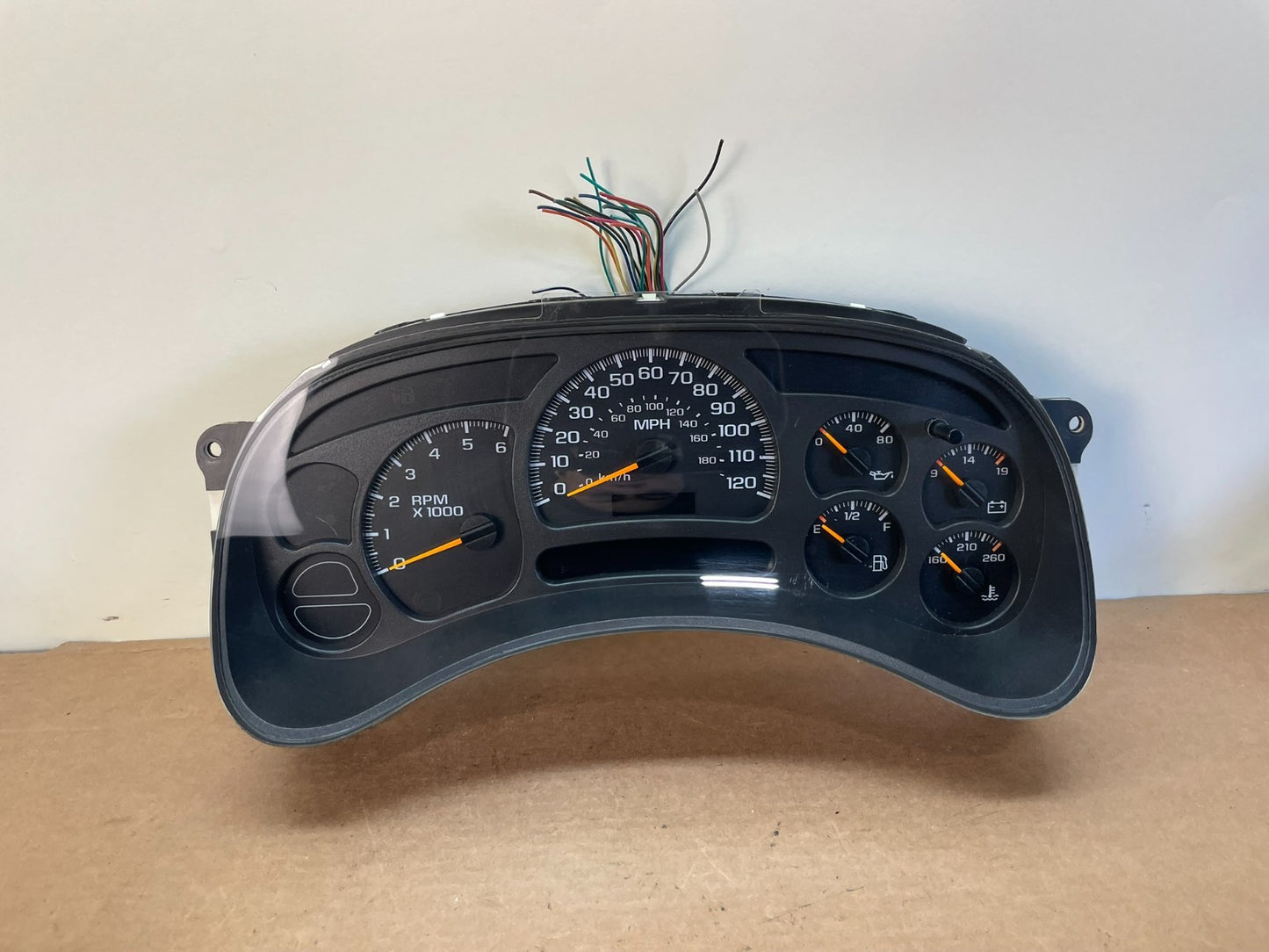 2003 to 2006 Chevrolet Silverado Speedometer Instrument Cluster AG0753 DG0