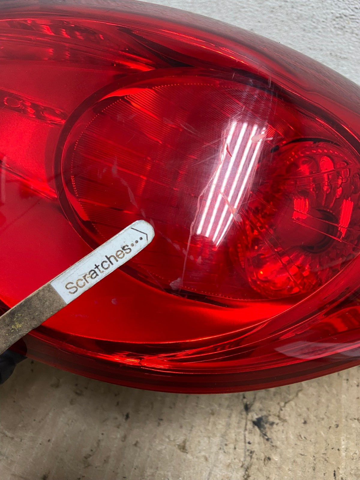 2011 2012 2013 Hyundai Elantra Sedan Right Passenger Tail Light AG2434 LK3