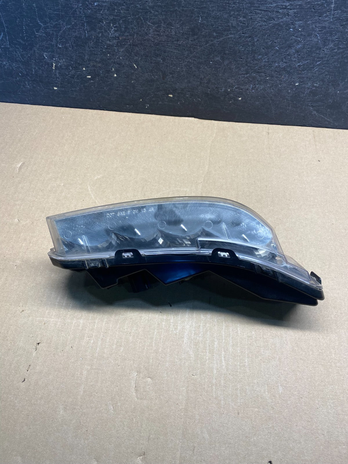 2013 to 2017 Buick Enclave Front Left Parking Lamp 20956919 AG40073