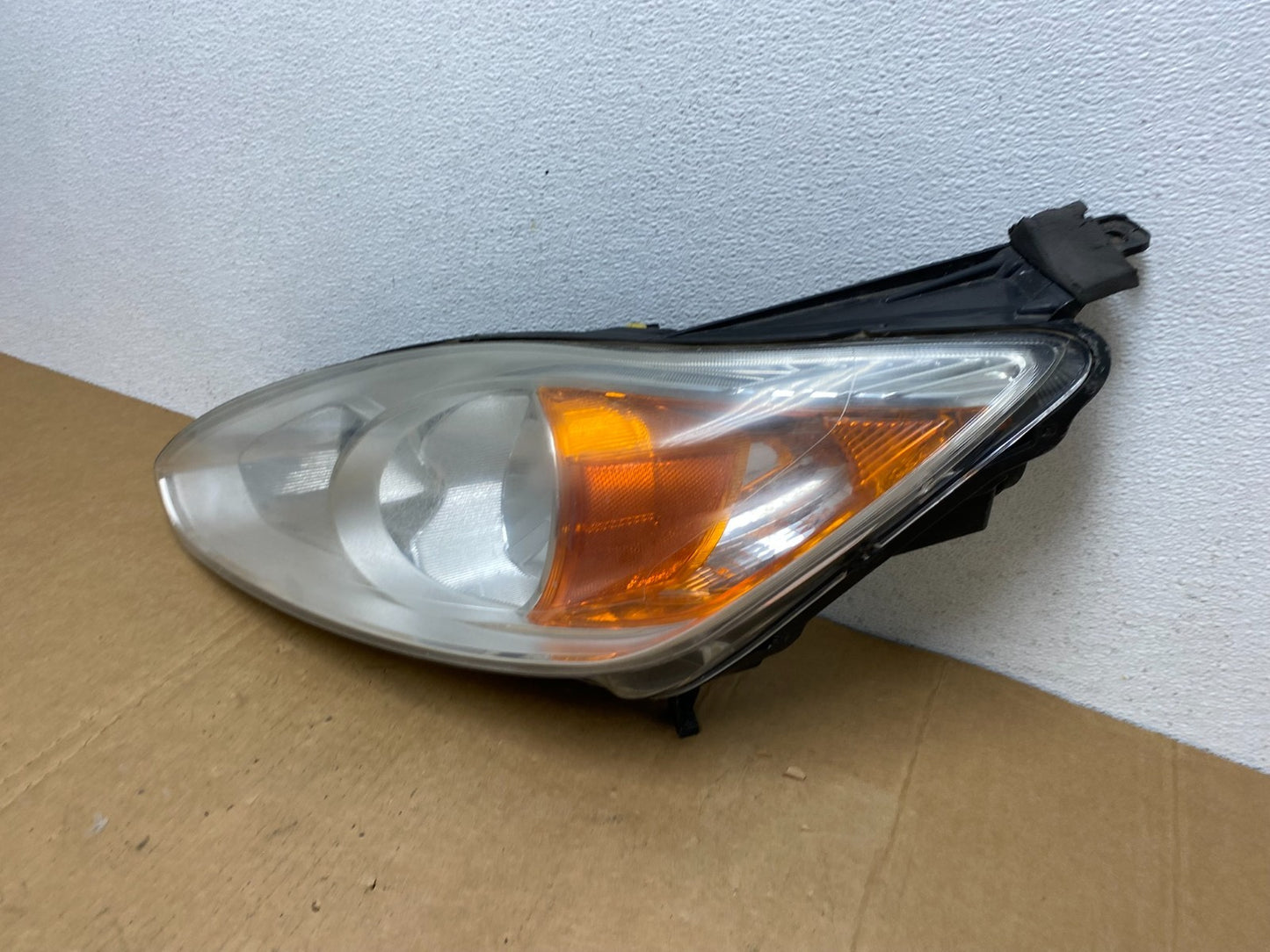 2013 to 2016 Ford C-MAX Left Driver LH Side Headlight AC8416 DW1