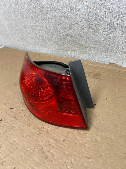 2007 to 2010 Hyundai Elantra Sedan Left Driver Side Tail Light AH8402 LK1