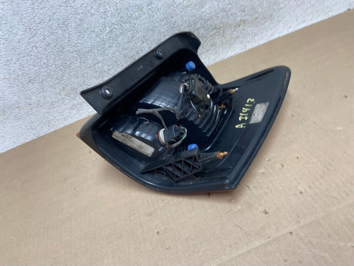 2008 to 2012 Ford Escape Left Driver LH Side Tail Light AI1413 LK7