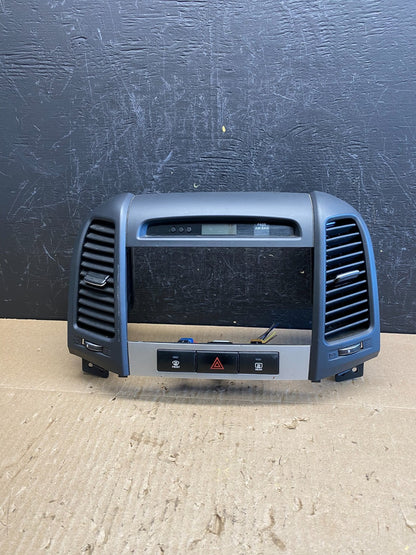 2007 to 2009 Hyundai Santa Fe Center Dashboard Radio Bezel Trim AC9083 DG0