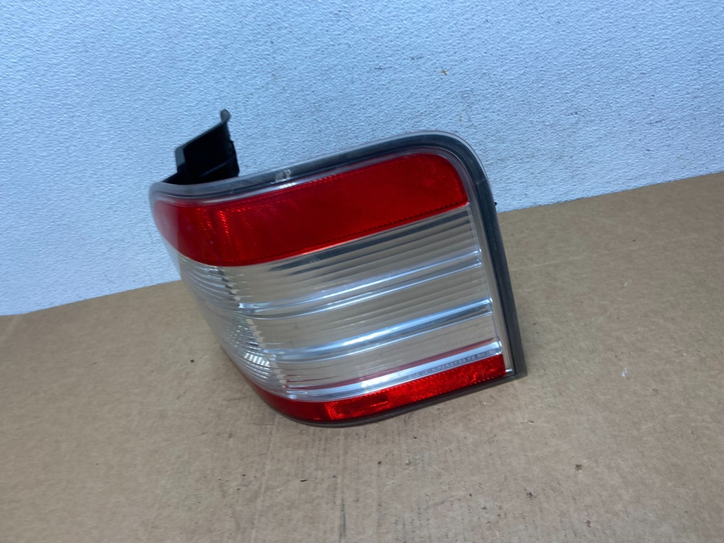 2008-2009 Ford Taurus X Right Passenger RH Side Tail Light AD6005 DG1