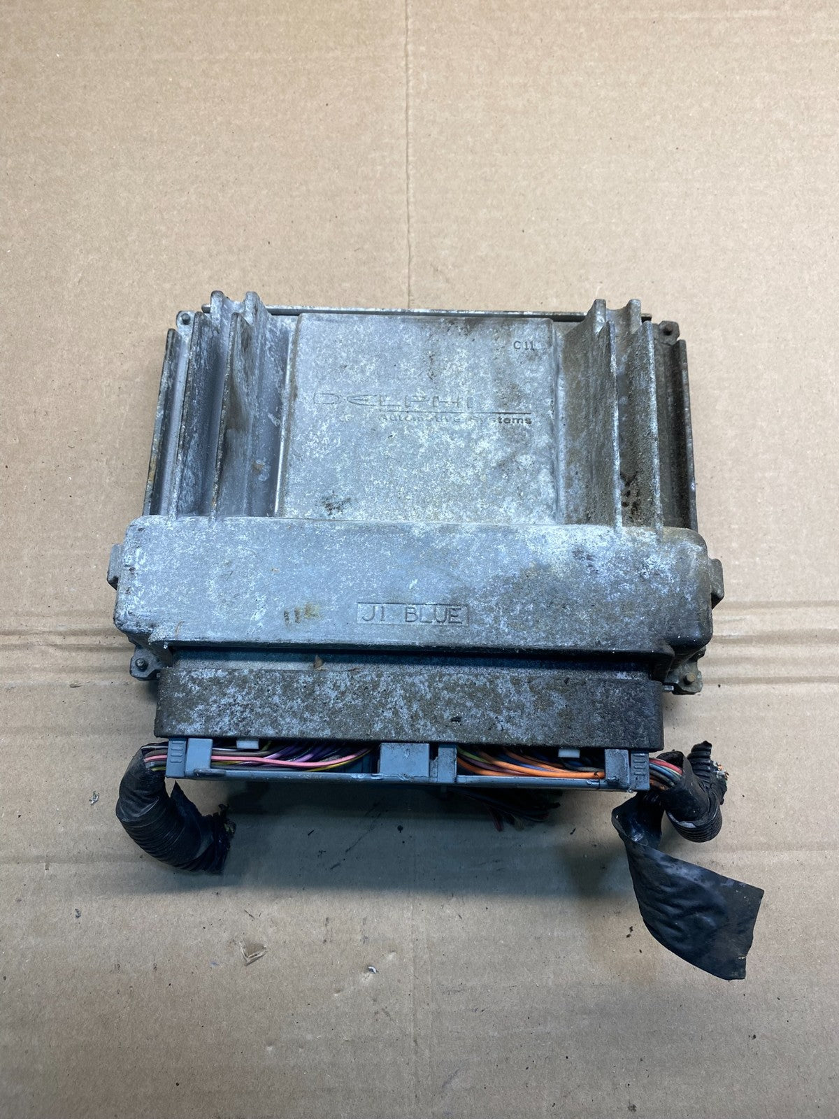 2003-2006 Chevrolet Tahoe Silverado Engine Control 12576106 ECM ECU AE9972 DG1
