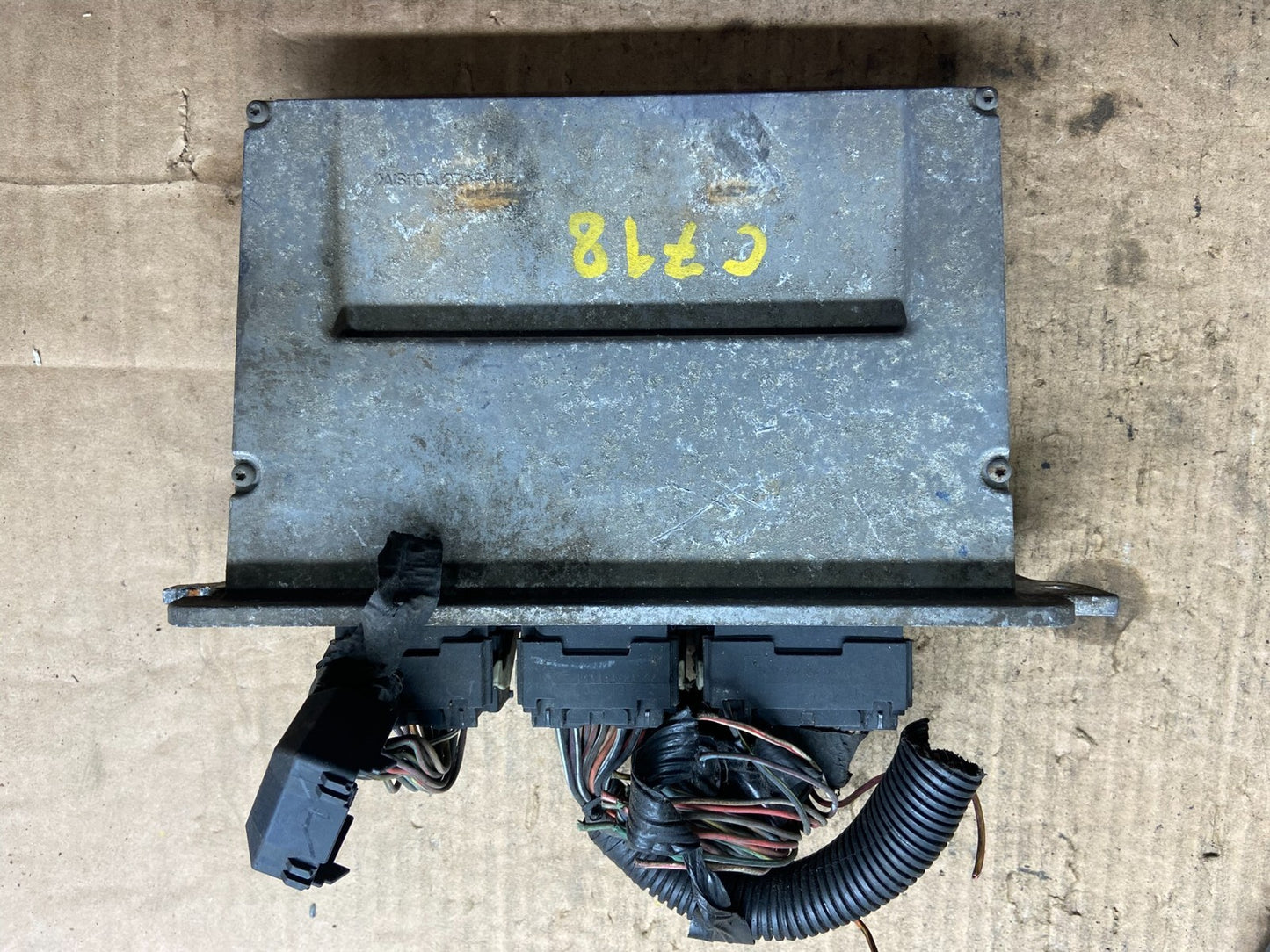 2006  Ford E-Series 5.4L Engine Control ECU Computer 6C2A-12A650-ADB O2394 PS1